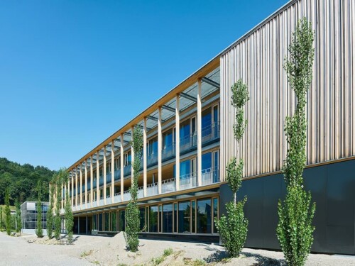 OMICRON Campus, Klaus